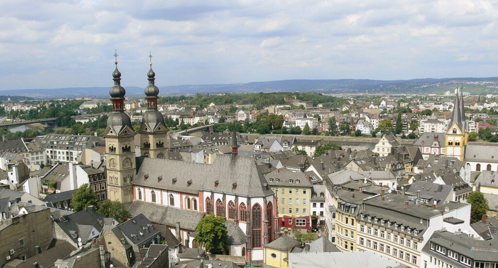 Blick auf die Liebfrauenkirche und das unmittelbar angrenzende Areal.