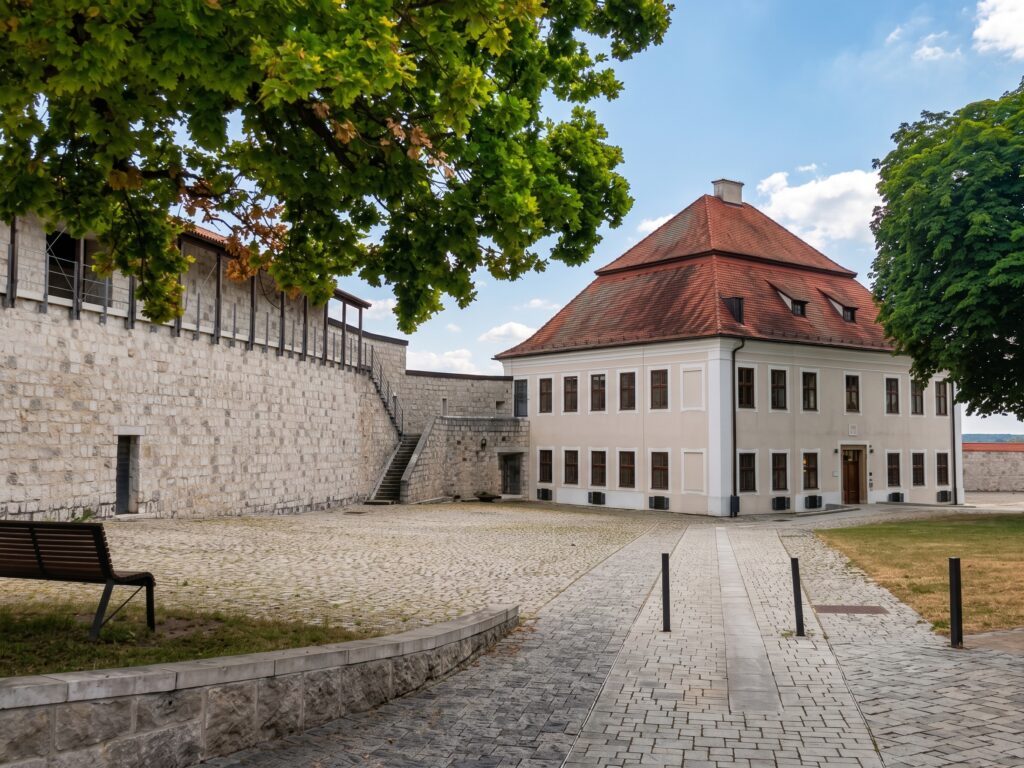 In der Burg Vohburg.
