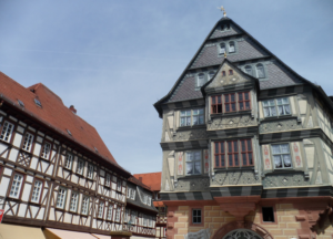 Kurzer Stopp in Miltenberg.