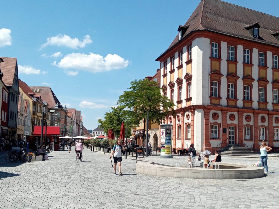 Blick in die Fußgängerzone von Bayreuth.