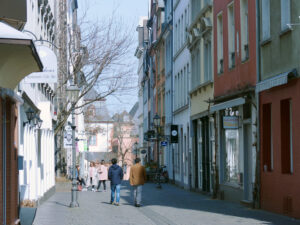 Die Mehlgasse (Blickrichtung Florinsmarkt) im März 2018. Foto: Reinhard Kallenbach